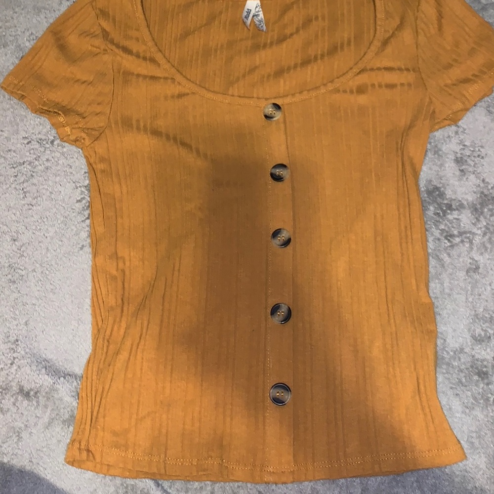 mustard button up cropped t-shirt